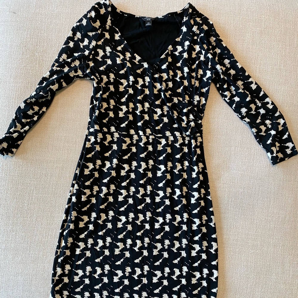 Ann Taylor digital pattern dress.